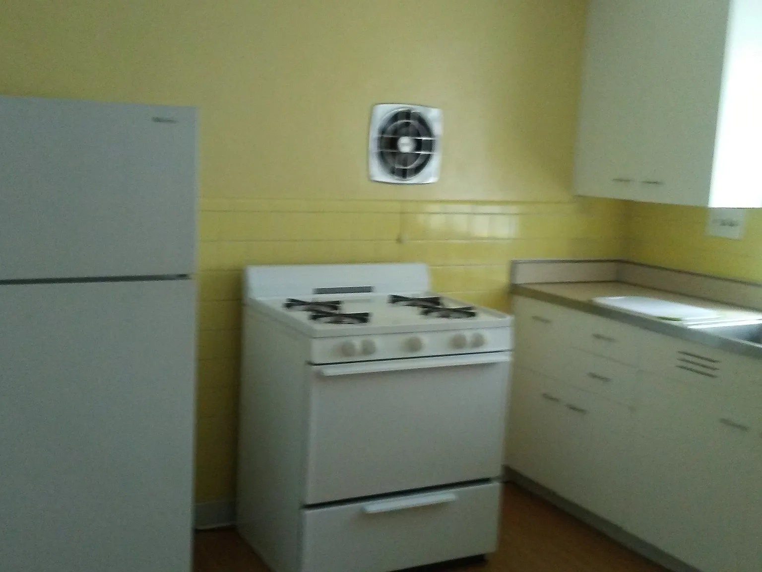 2 bed, 1088 sqft, $935 — Photo 3