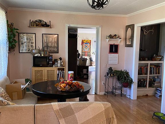 5th image of 167 Hollow Ln