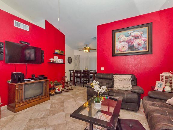 3rd image of 3069 W Placita De La Roseta
