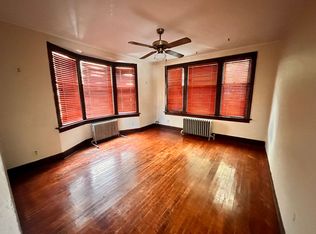 1573 N Farwell Ave, Milwaukee, WI 53202