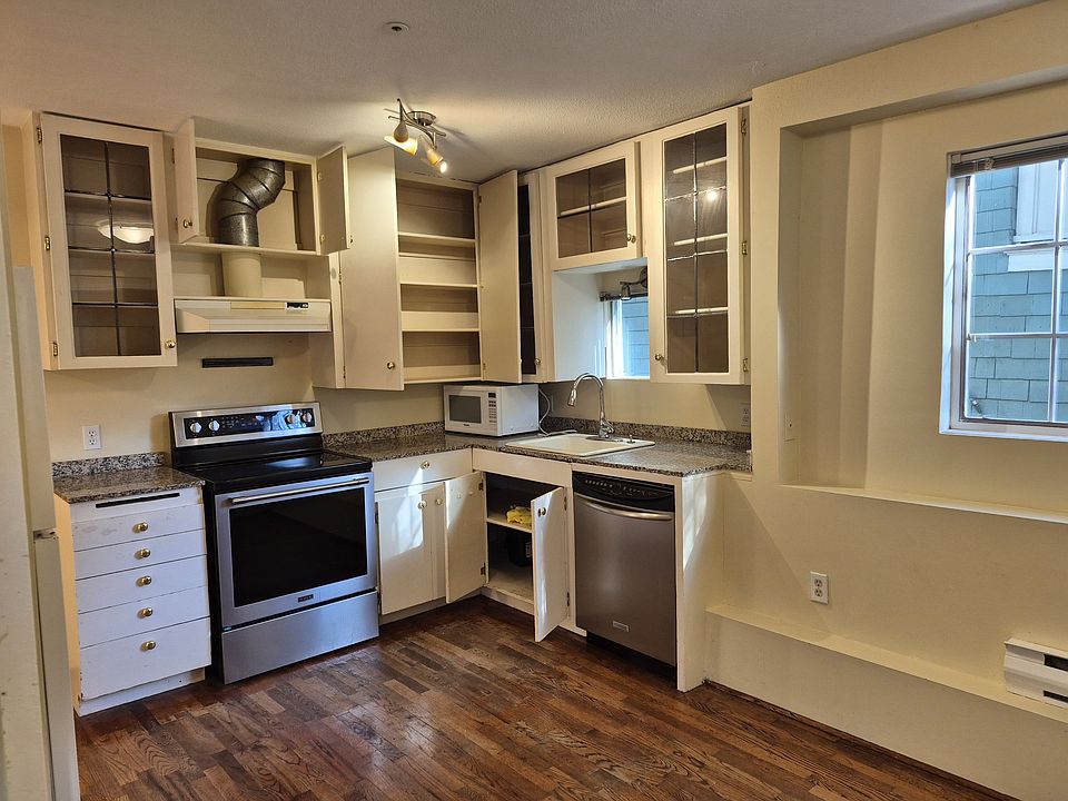 1st image of 3539 W 3rd Ave