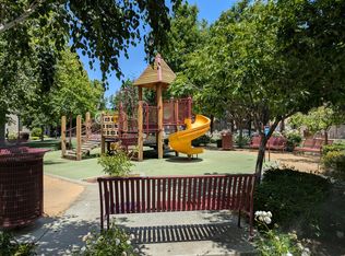 475 Magritte Way, Mountain View, CA 94041