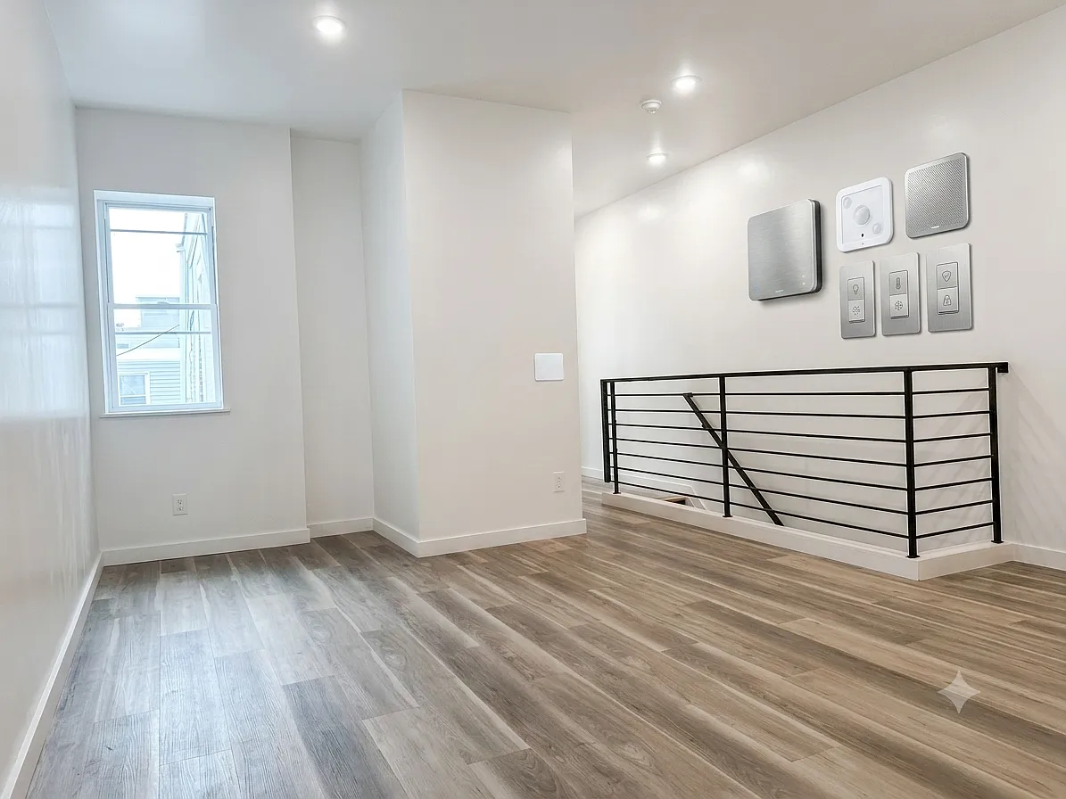 2 bed, $1,969 — Photo 3