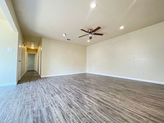 2nd image of 2434 Windy Pine Ln