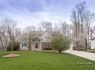 6136 Ganton Ct, Hudsonville, MI 49426