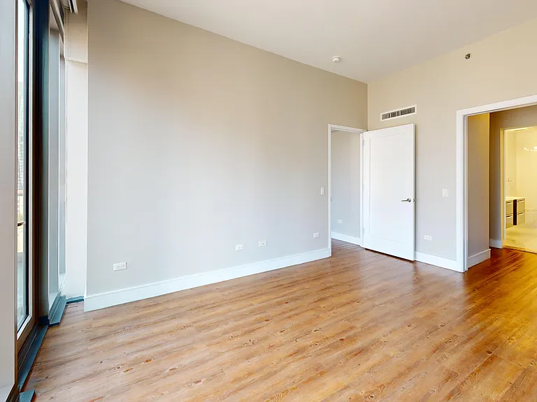 237 E 34th St #1504 — Photo 12