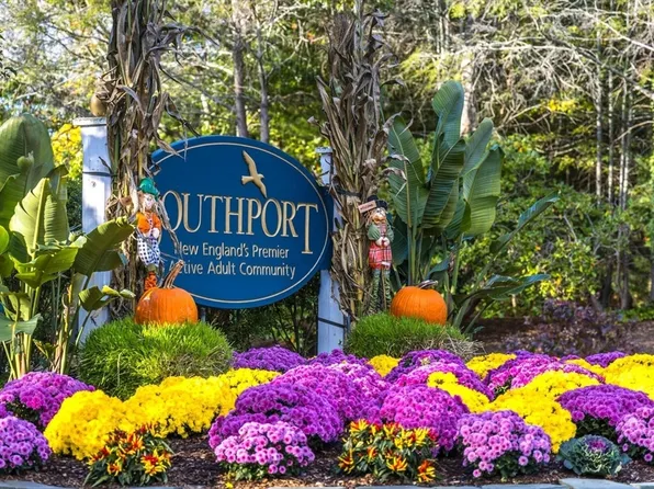 6 Stony Brook Dr #6, Mashpee, MA 02649