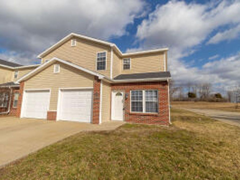 2nd image of 5000 Derby Ridge Dr APT 404