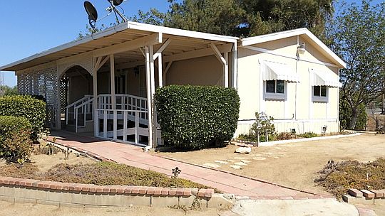 1st image of 23370 Mountain Ave