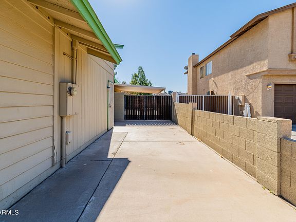 4th image of 4509 W Wilshire Dr