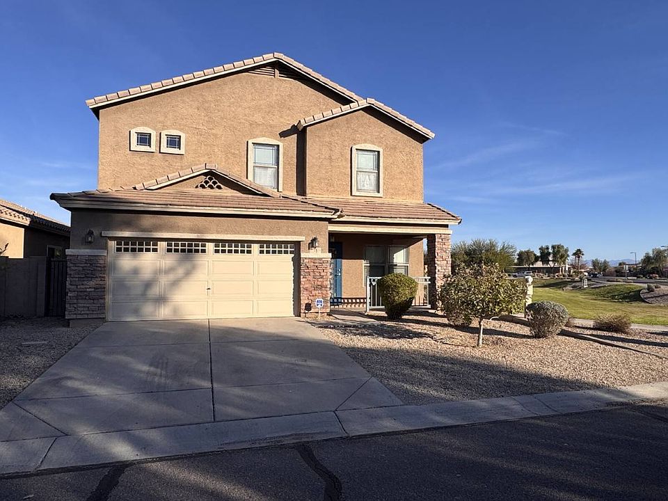1st image of 18 W Desert Vista Trl