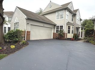 548 Palmer Farm Dr, Yardley, PA 19067