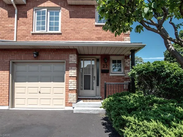 255 Mount Albion Rd #22, Hamilton, ON L8K 6P8