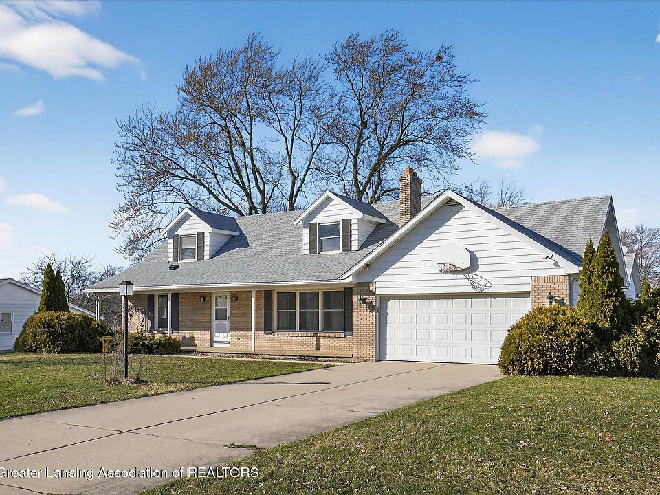 1st image of 6102 Bradford Ln