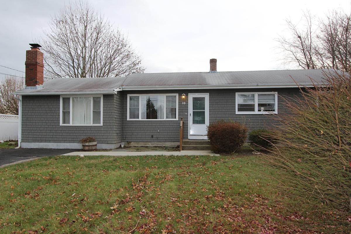 10 Squantum Dr, Middletown, RI 02842 Zillow