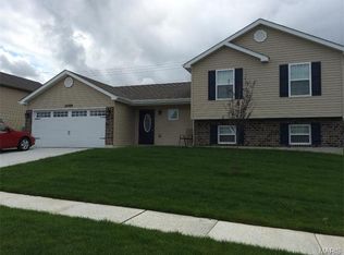2695 Providence Ridge Dr, Wentzville, MO