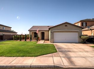 688 Costa Azul St, Imperial, CA 92251