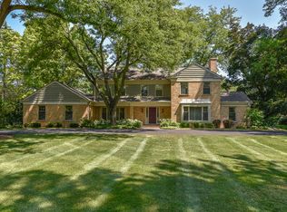 367 Firth Rd, Inverness, IL 60067