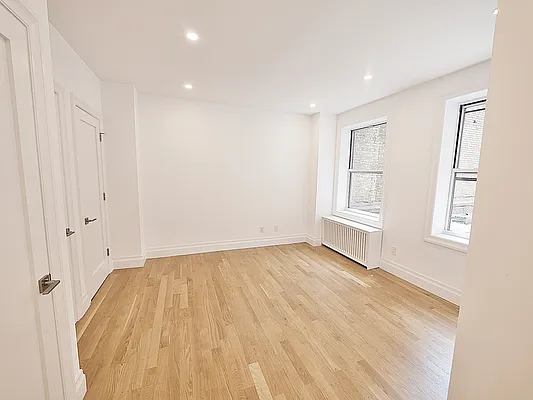 Sold by Rachel Realty | media 21