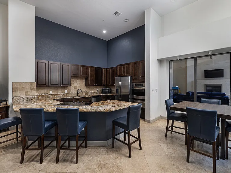 Monterra Las Colinas Apartments — Photo 10