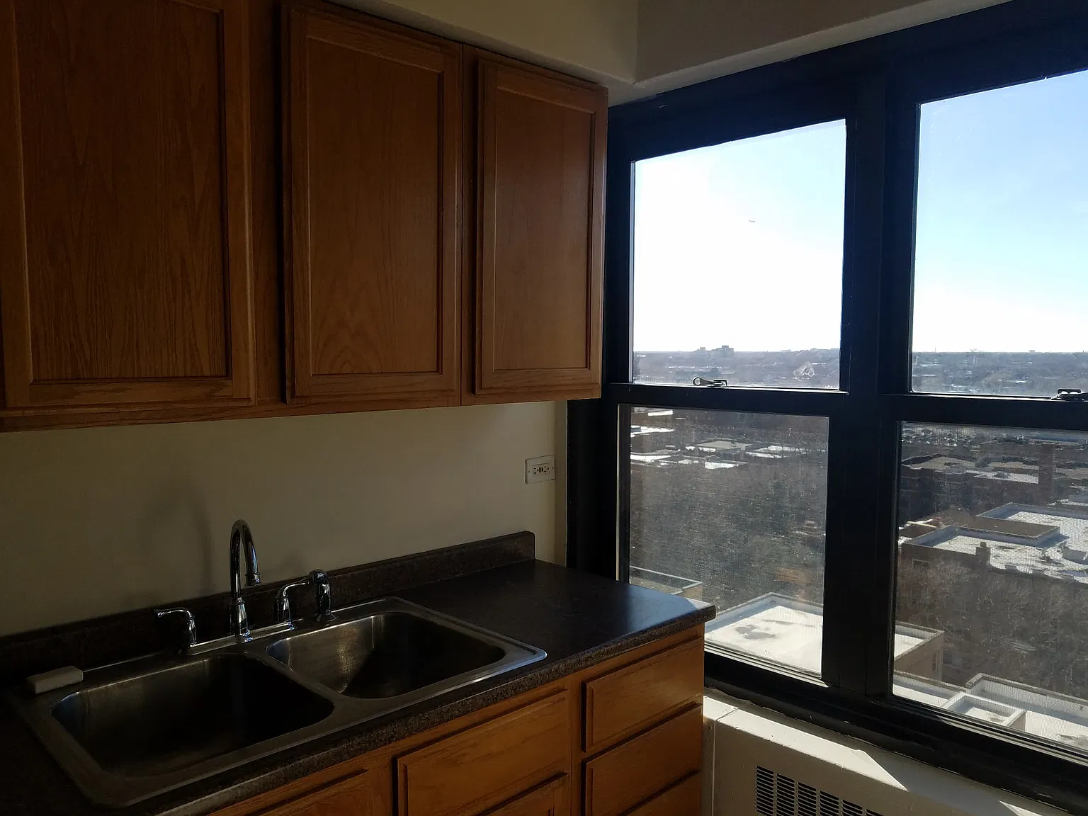 6118 N Sheridan Rd — Photo 3