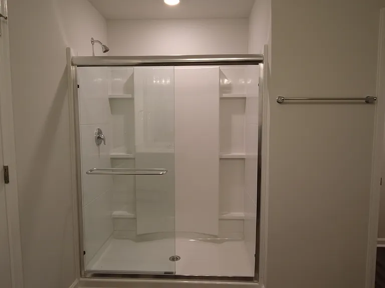 806 McKenzie Park Ter — Photo 22