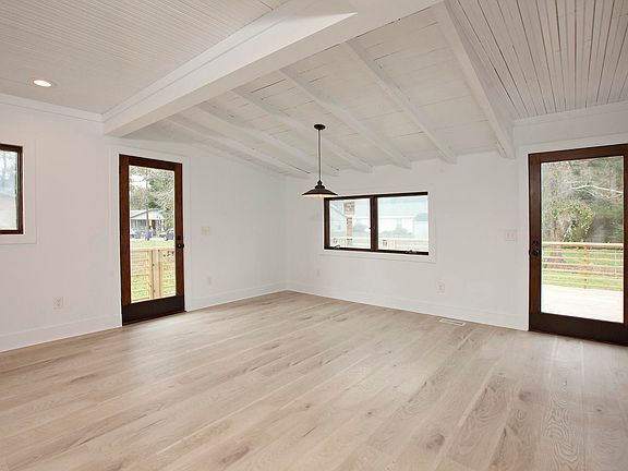 5th image of 806 S 6th Street