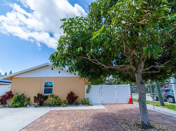340 Sterling Avenue, Delray Beach, FL 33444