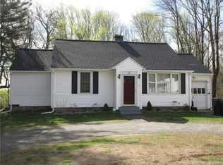 52 Summit Rd, Prospect, CT 06712