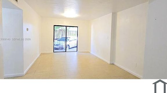 2nd image of 718 SE 8th St #6