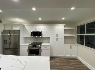 4600 NW 97th Pl #270, Doral, FL 33178