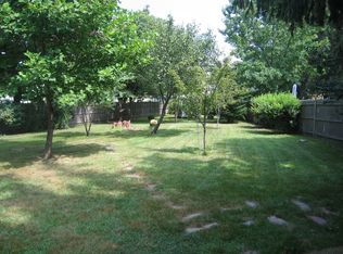 8 Tedesco St, Marblehead, MA 01945