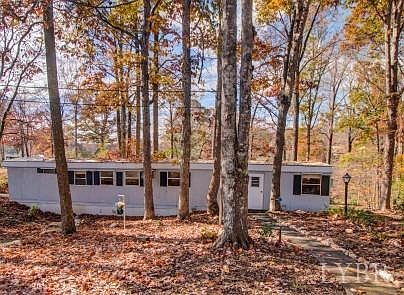 4th image of 42 Lakewood Forest Cir