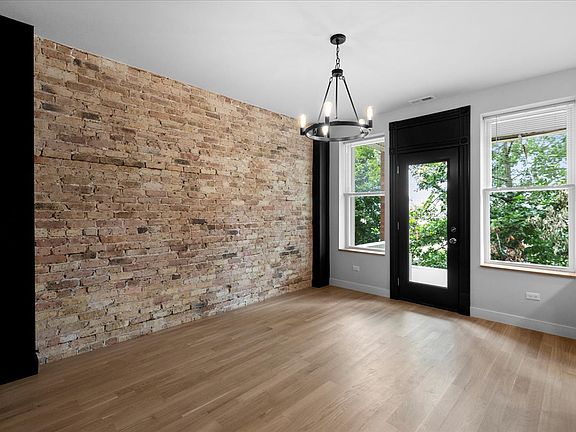 5th image of 927 N Mozart St #3