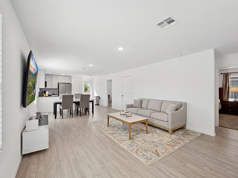 9761 Durham Ml — Photo 5