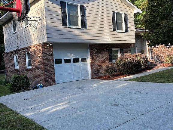3rd image of 41 Westfield St