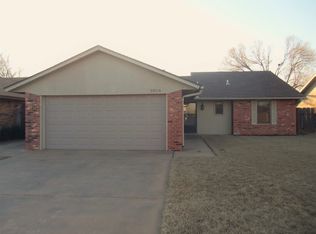 2818 Liberty Ln, Enid, OK 73703