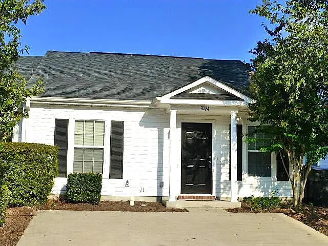 7024 Reagan Cir