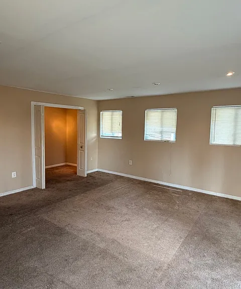 34295 Glover St — Photo 21