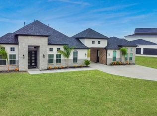 627 Lily Ln, Rosharon, TX 77583