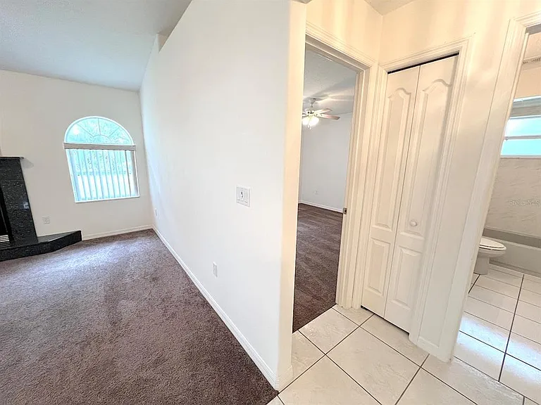 106 Point Of Woods Dr — Photo 27