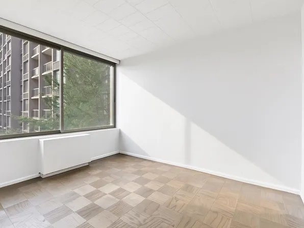 9060 Palisade Avenue 511 image 18 of 19