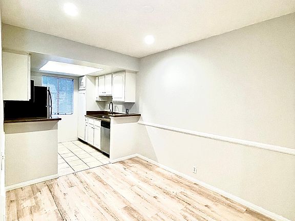 4th image of 10960 Bluffside Dr APT 101