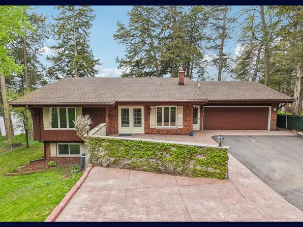 814 Highland Rd, Lake Mills, WI 53551