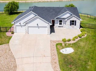 735 S Windrose Cir, Haysville, KS 67060