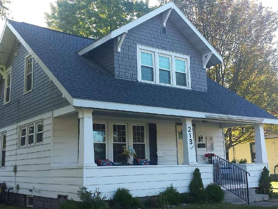 1st image of 213 Balsam St