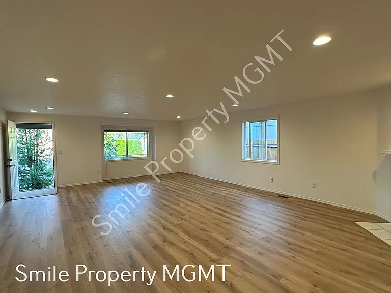 13637 SE Ellen Dr — Photo 4