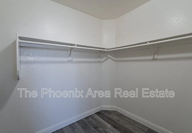 231 S Beverly St — Photo 33