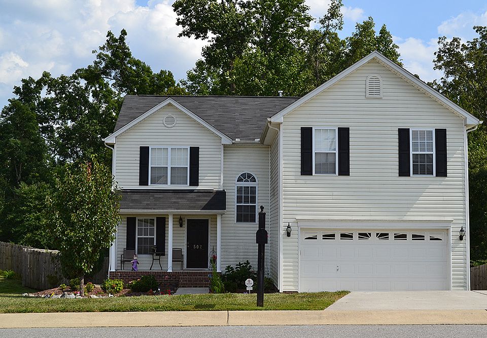 The Burlington is a 4 bedroom two story home built by Keystone Homes