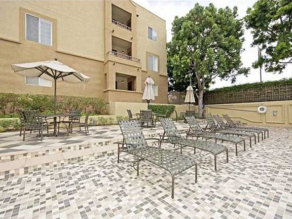 3rd image of 3550 Lebon Dr Unit 6118